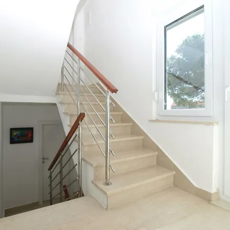 Vikendica House Vinkuran 1823 *