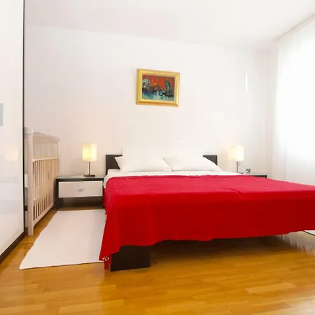 House Vinkuran 1823 *