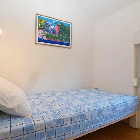 House Vinkuran 1823 Holiday home