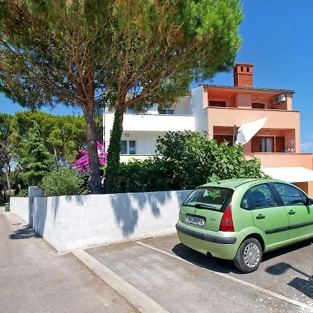 House Vinkuran 1823 Casa vacanze Pola