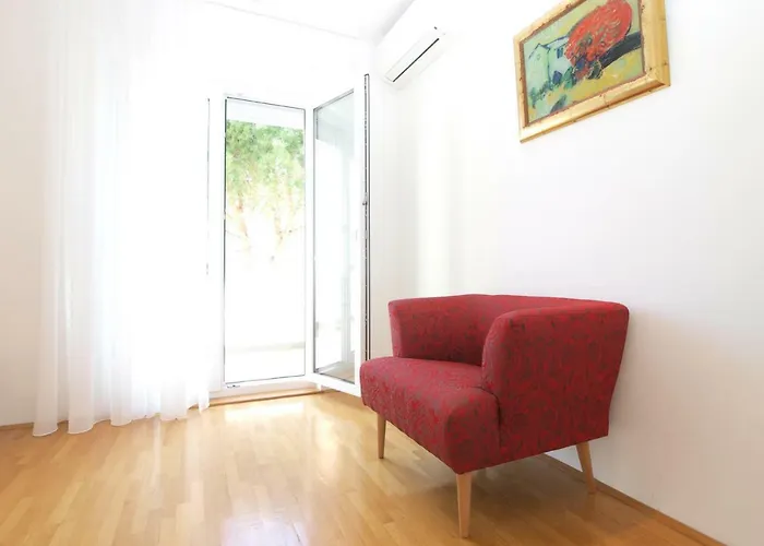 Holiday home House Vinkuran 1823