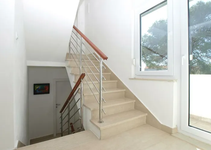 Holiday home House Vinkuran 1823 *