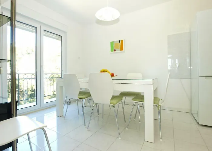 Holiday home House Vinkuran 1823